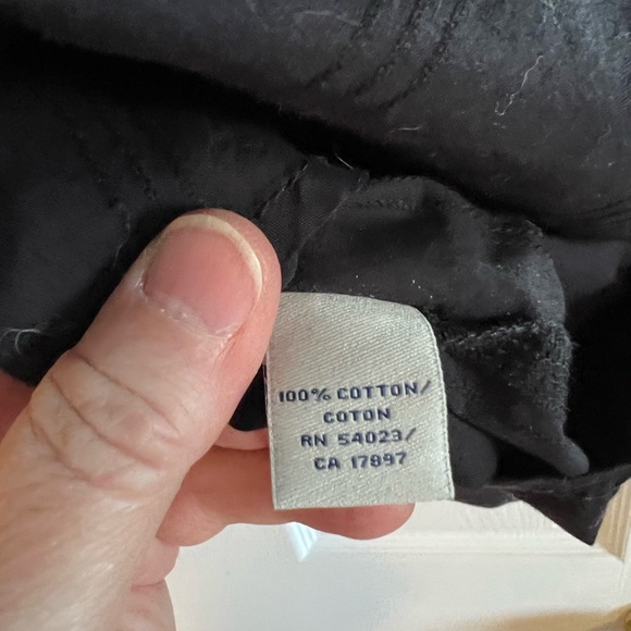 Old Navy Men’s Black Button Down Shirt. Size M. - Picture 7 of 8